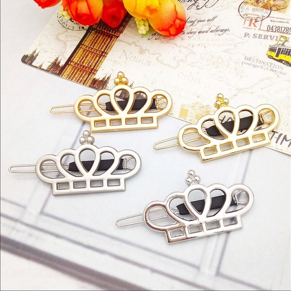 Accessories - CROWN hair clips
